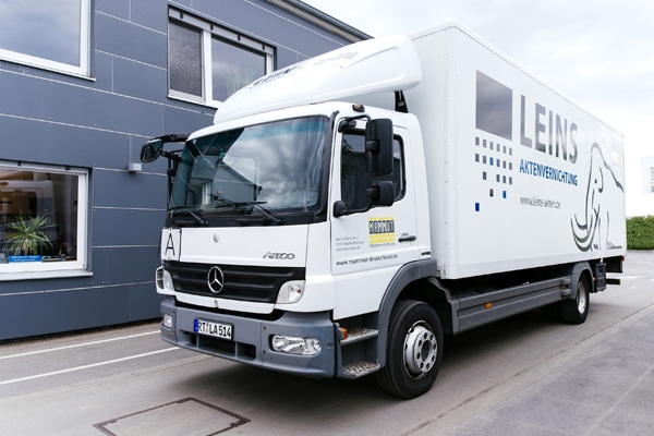 Lkw zum sicheren Transport von Akten und Daten